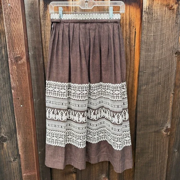 Vintage Woven Ethnic Embroidered Guatemalan Skirt - Picture 2 of 9